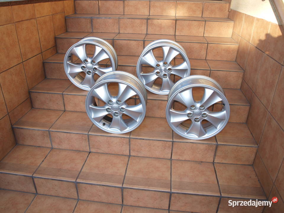 Toyota felgi 15 alufelgi 5 x100 komplet 4 sztuki Kalisz sprzedam