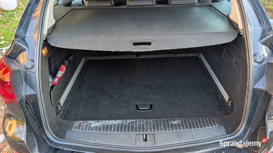 Opel Astra J Sports Tourer 16T 180 uszkodzona Ustroń