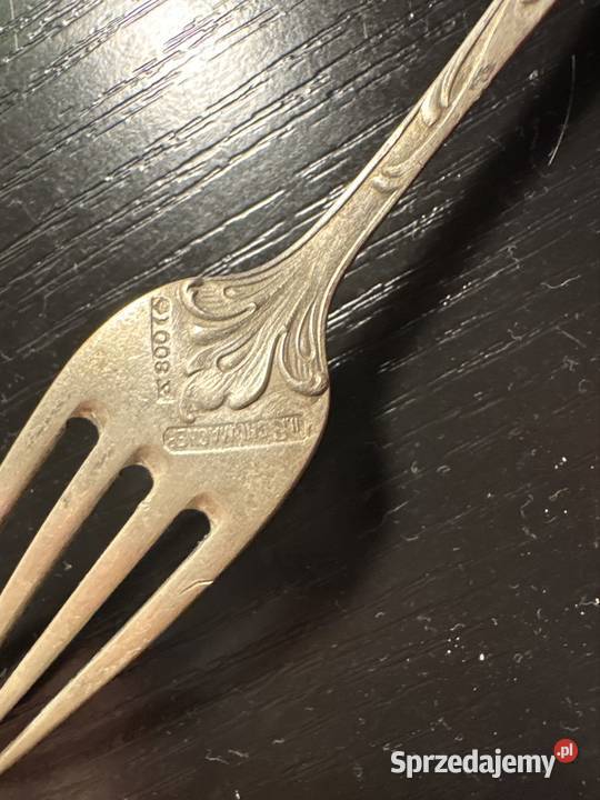 Zabytkowy widelec wykonany ze srebra próby 800 Stargard