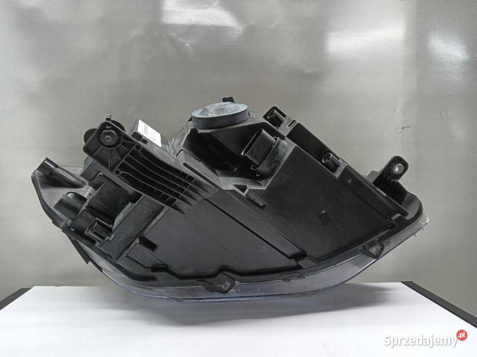 LAMPA PRZÓD PRZEDNIA LEWA VW CADDY 4 2K8941C05