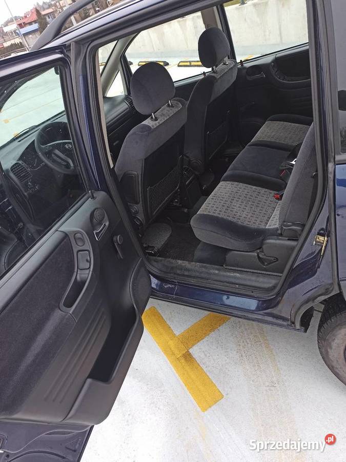 Sprzedam Opel Zafira A 18 benzyna 125 2001 Zafira Starachowice
