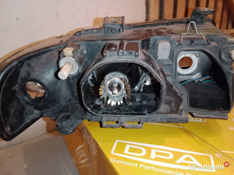 Lampa przednia lewa Audi A4 b5 lift Wejherowo