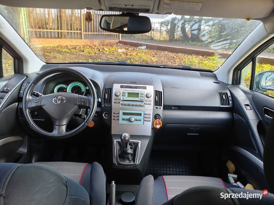 TOYOTA COROLLA VERSO 18 Corolla Verso Kutno