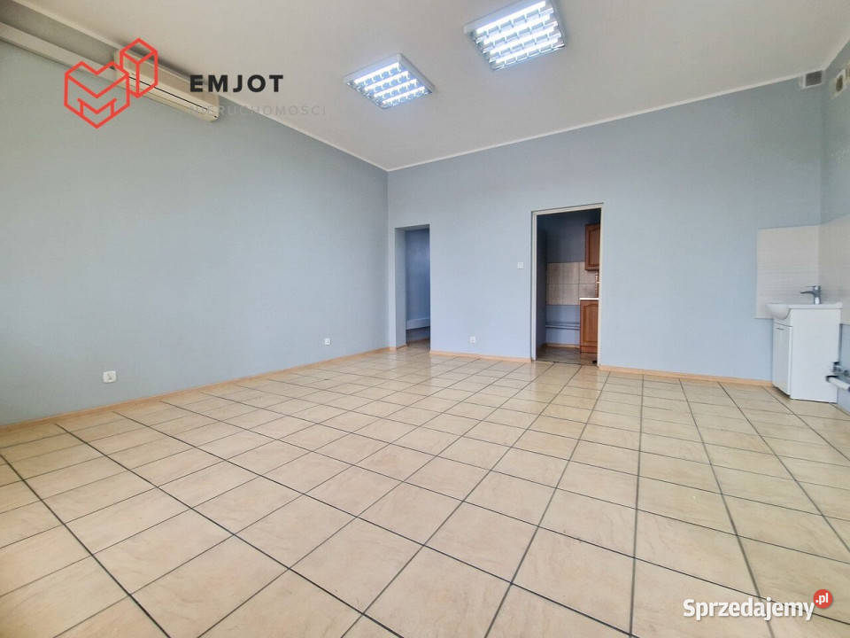 Lokal Sieradz 727 metrów