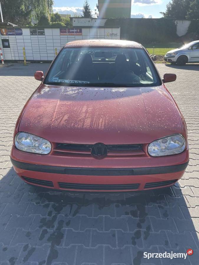 Golf 4 14 benzyna Rok produkcji 1998 Krasnystaw sprzedam