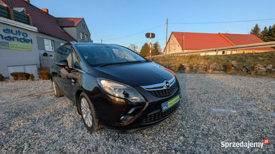 Opel Zafira 7 osobowa C 2011 isofix