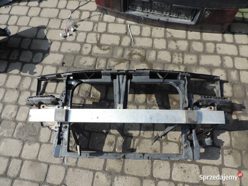 PAS PRZEDNI WZMOCNIENIE BELKA AUDI A3 8L FL