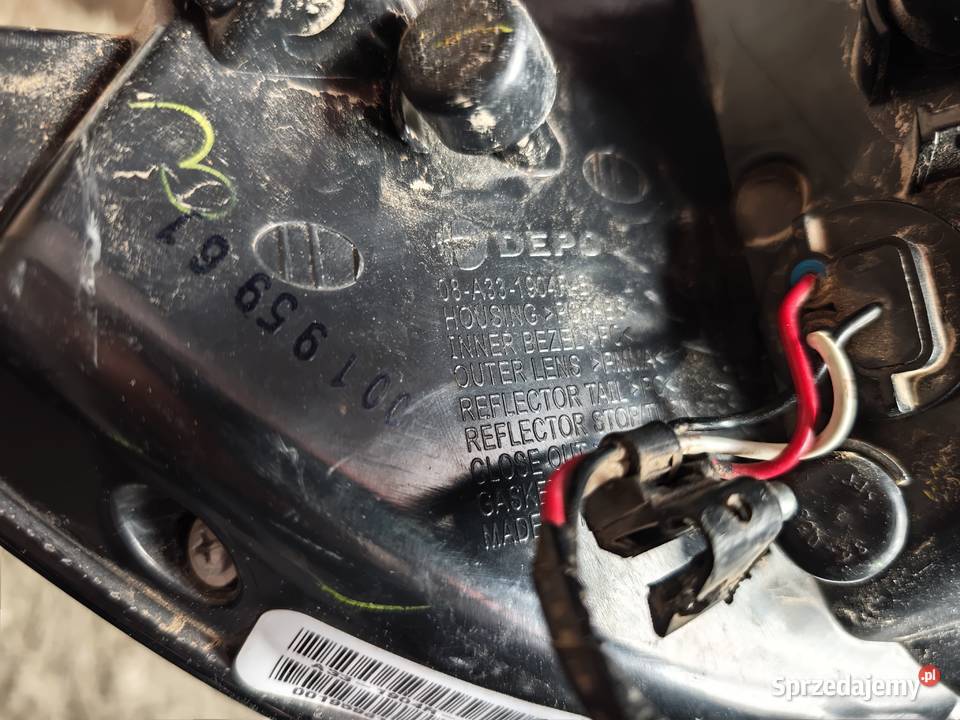 Lampa tył prawy Chrysler Pacyfica 16 Motoryzacja małopolskie Nowy Wiśnicz sprzedam