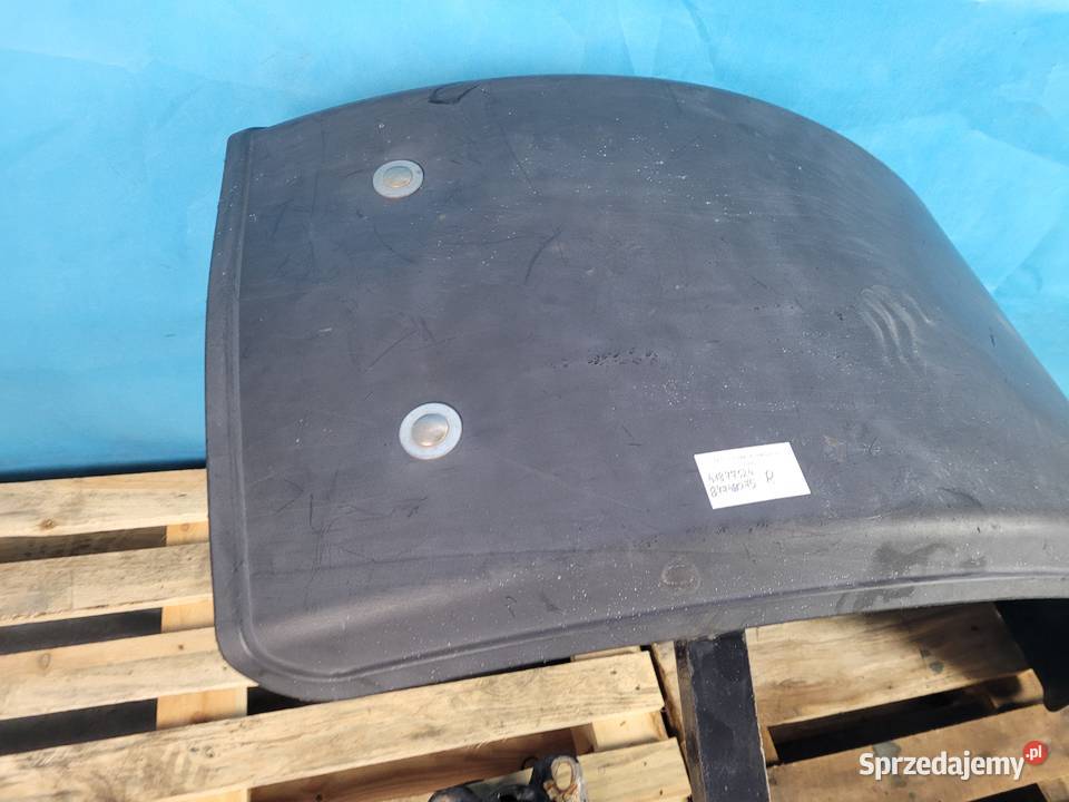 CASE IH PUMA 145 12r BŁOTNIK UCHWYT PRAWY Kolno