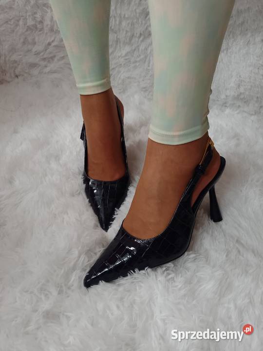 40 Granatowe czółenka Szpilki wieczorowe z skóra ekologiczna Czółenka sprzedam