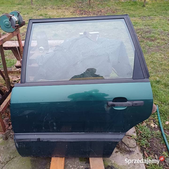 Części Passat b4 kombi Starogard Gdański sprzedam