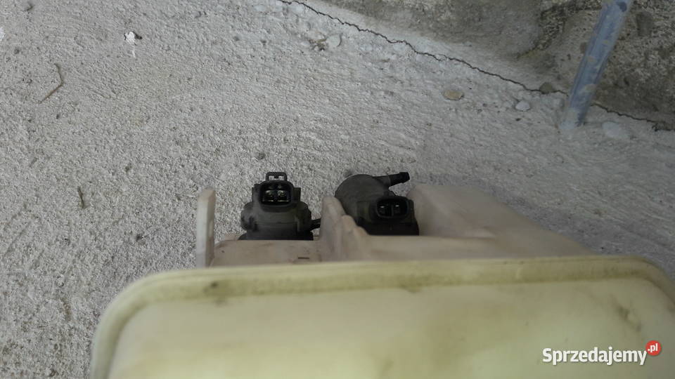 Zbiornik zbiorniczek płynu spryskiwaczy Mazda 6 Rymanów