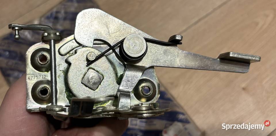 NOWY Zamek drzwi prawych Fiat 126p Warszawa sprzedam