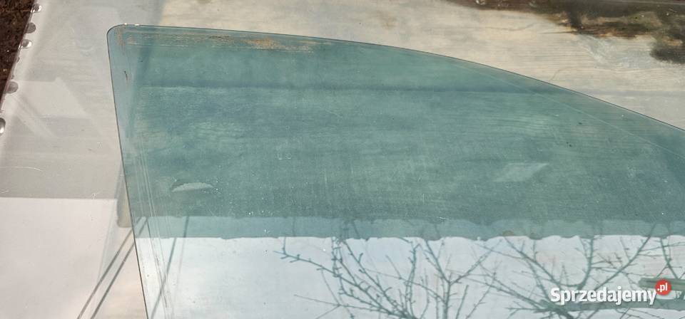 Szyba drzwi prawy przód mercedes w203 kombi