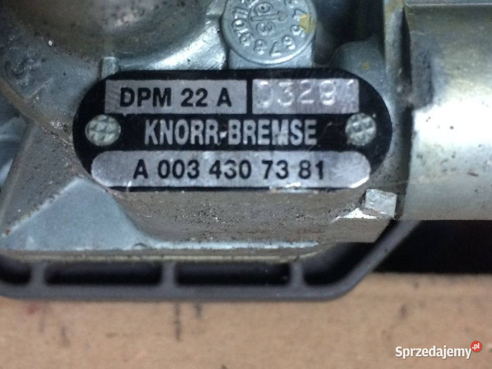 Hamulec Ręczny Zawór Atego Axor 0034307381 lubuskie Maszewo