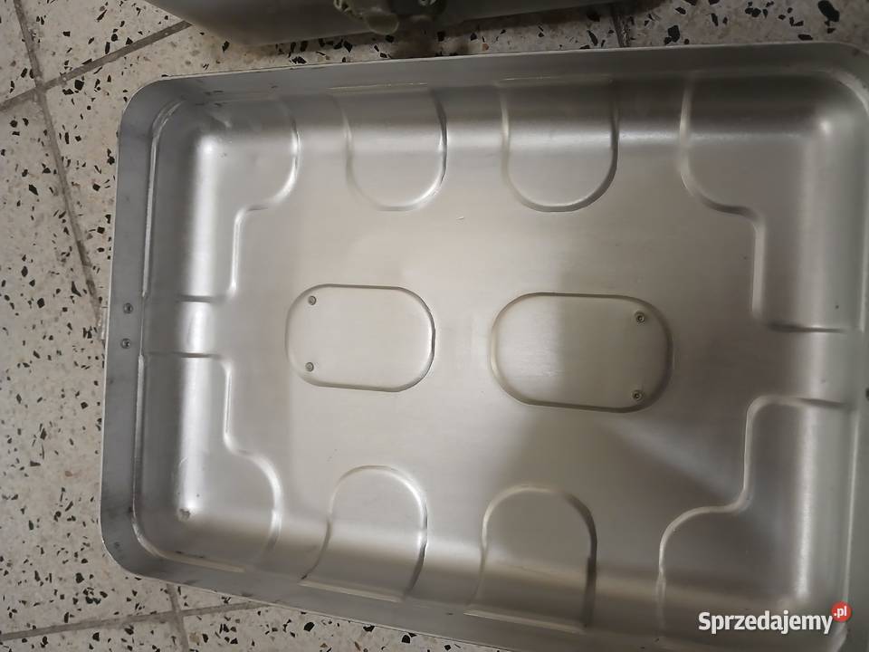 Pojemnik sanitarno medyczny unicef Poznań