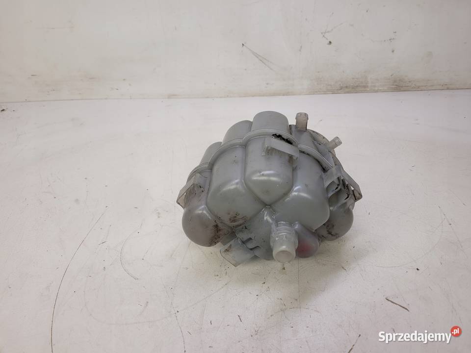 ZBIORNICZEK WYRÓWNAWCZY AUDI A4 B9 A5 8W1121403A Przystajń
