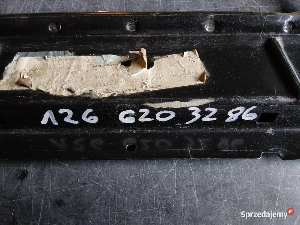 Mercedes podłokietnik chłodnicę 1266203286 osobowe wielkopolskie