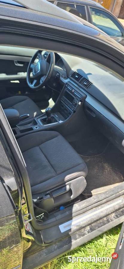 Sprzedam a4 b7 audi uszkodzona A4 Jawor