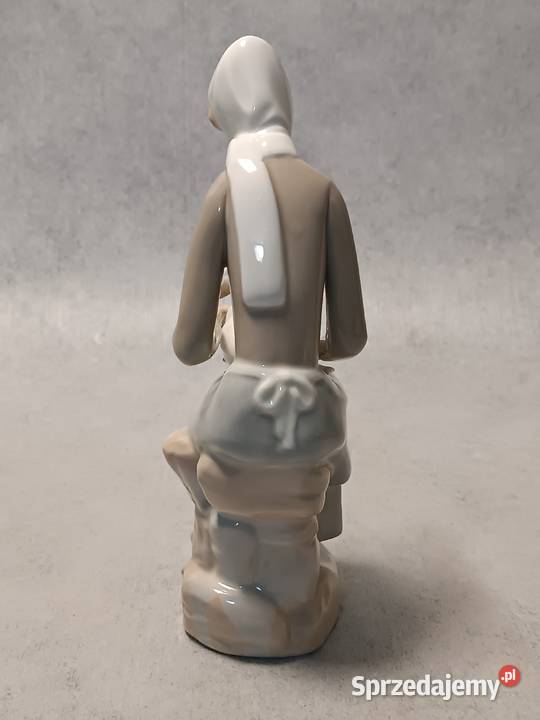 CASADES Porcelanowa Figurka Dziewczynka z gęsią sprzedam