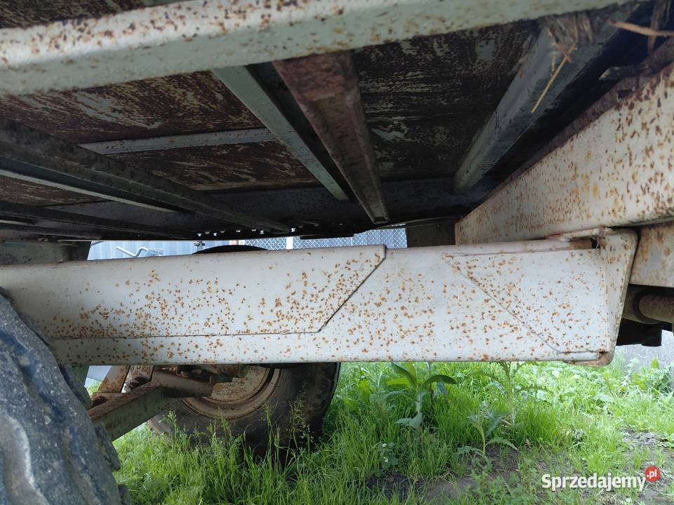 Rozrzutnik obornika 35T Agromet Brzegu super Przyczepy rolnicze Balice