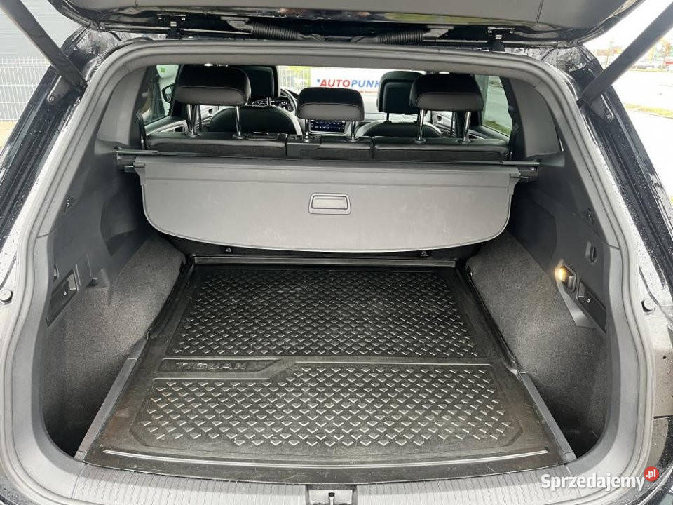 Volkswagen Tiguan Allspace 2021r 4x4 Hak FV23 automatyczna