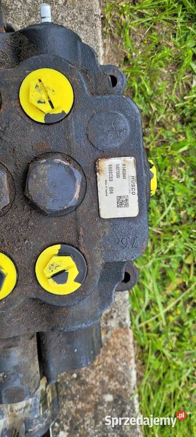 Rozdzielacz Jcb 3cx przód Tuszyma