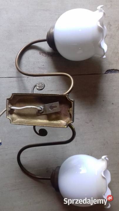 Stary mosiezny kinkiet z 1936 roku firmy Lubań