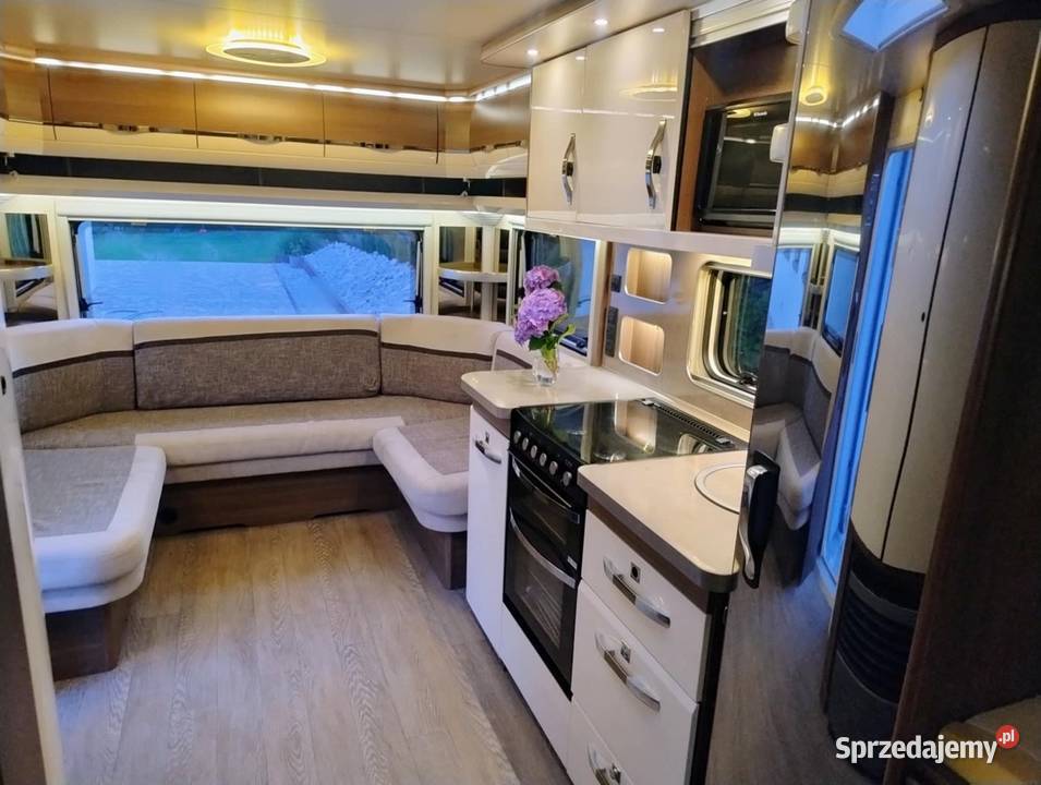 DOM NA KÓŁKACH PRZYCZEPA HOBBY PRESTIGE VIP 7 Myślenice