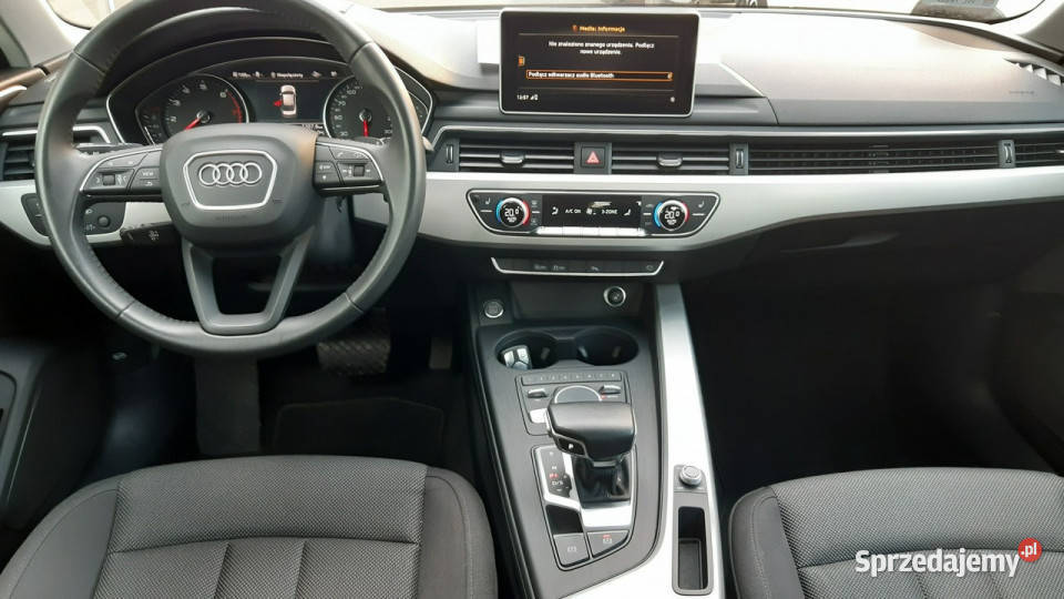 Audi A4 samochód krajowy faktura VAT B9 2015 Tychy sprzedam