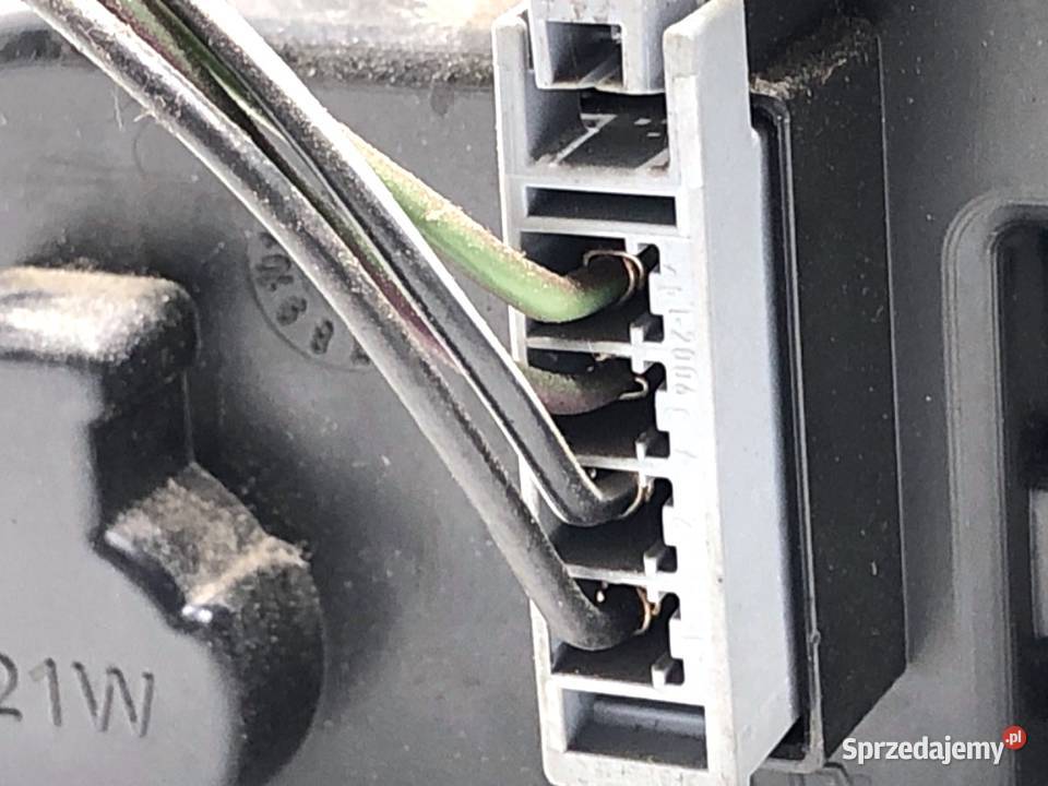 LAMPA TYŁ LEWA WEWNĘTRZNA FORD S 6M2113A603AK