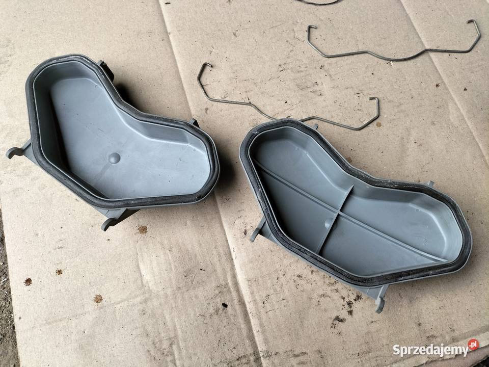 FORD MONDEO MK2 DEKIELEK LAMPY OSŁONA ŻARÓWEK Kamień-Kolonia
