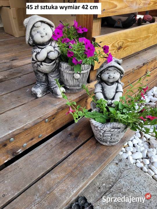 Figurki ogrodowe kret koń skrzaty krasnale