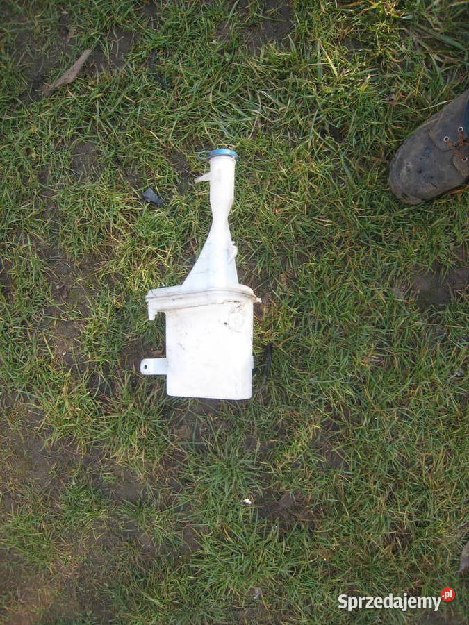 Zbiornik płynu spryskiwaczy pompka Toyota Yaris Kraków