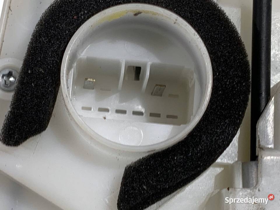 ZAMEK DRZWI PRAWY TYŁ SUZUKI SX4 Crossover Zamki, wkładki i kluczyki