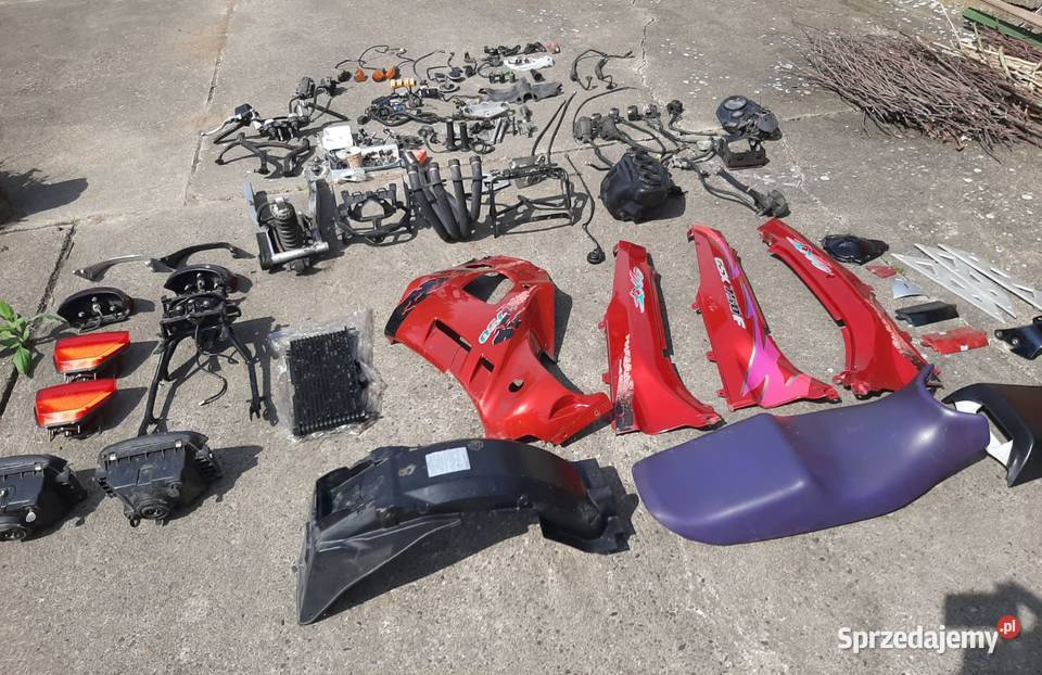 Suzuki GSXF 750 dużo części motocyklowych kujawsko-pomorskie Jabłonowo Pomorskie