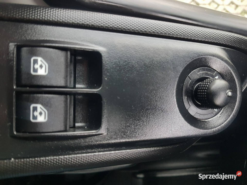 Iveco Daily KONTENER NISKOPODŁOGOWY 443x223x242 Poręba