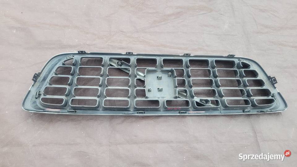 VOLVO V70 III ATRAPA GRILL 1185 Ruda Śląska