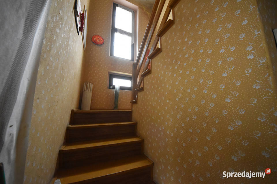 Dom wolnostojący 170 m Walce 6 pok Garaż papa