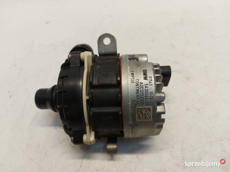 BMW G21 G20 Kombi 330e pompa wody dodatkowa osobowe sprzedam