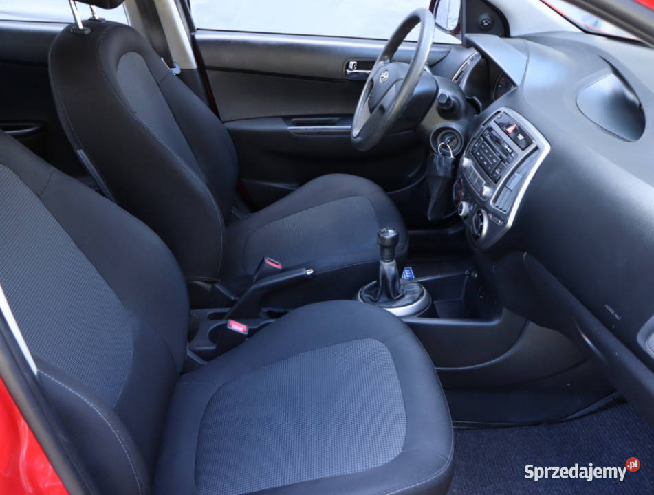 Hyundai i20 12