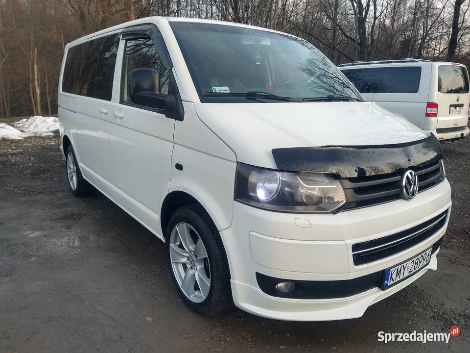 Vw T5 Transporter,Caravelle 2,5TDI 130Km 2004 r  8 osób hak