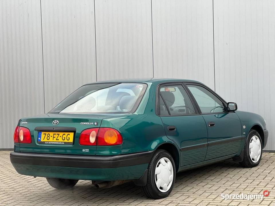 Toyota corolla e11 drzwi każdy model heczbek części blacharskie Tarnów