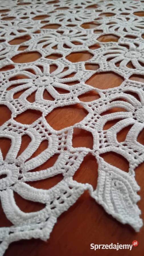 Bieżnik szydełkowy Bieżniki Obrusy i serwety dolnośląskie Oleśnica
