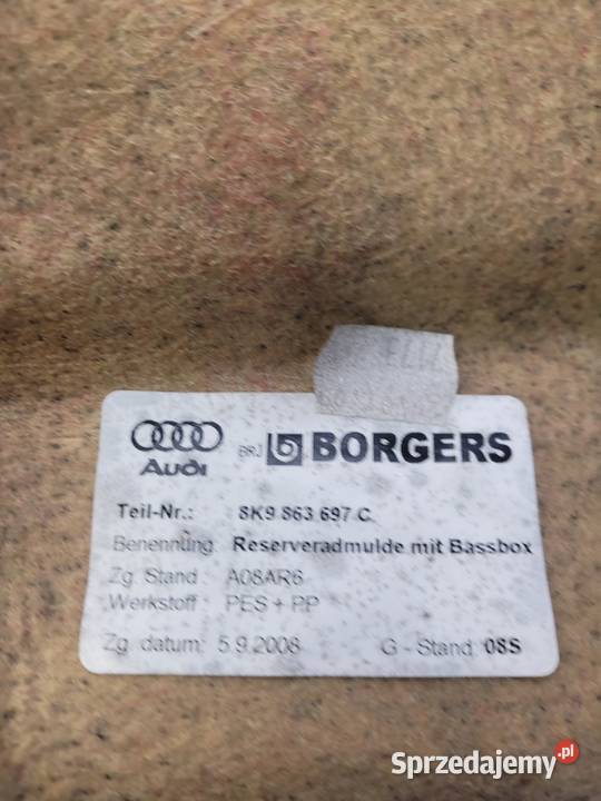 WKŁADKA WYKŁADZINA KOŁA AUDI A4 B8 AV 8K9863697C Przystajń