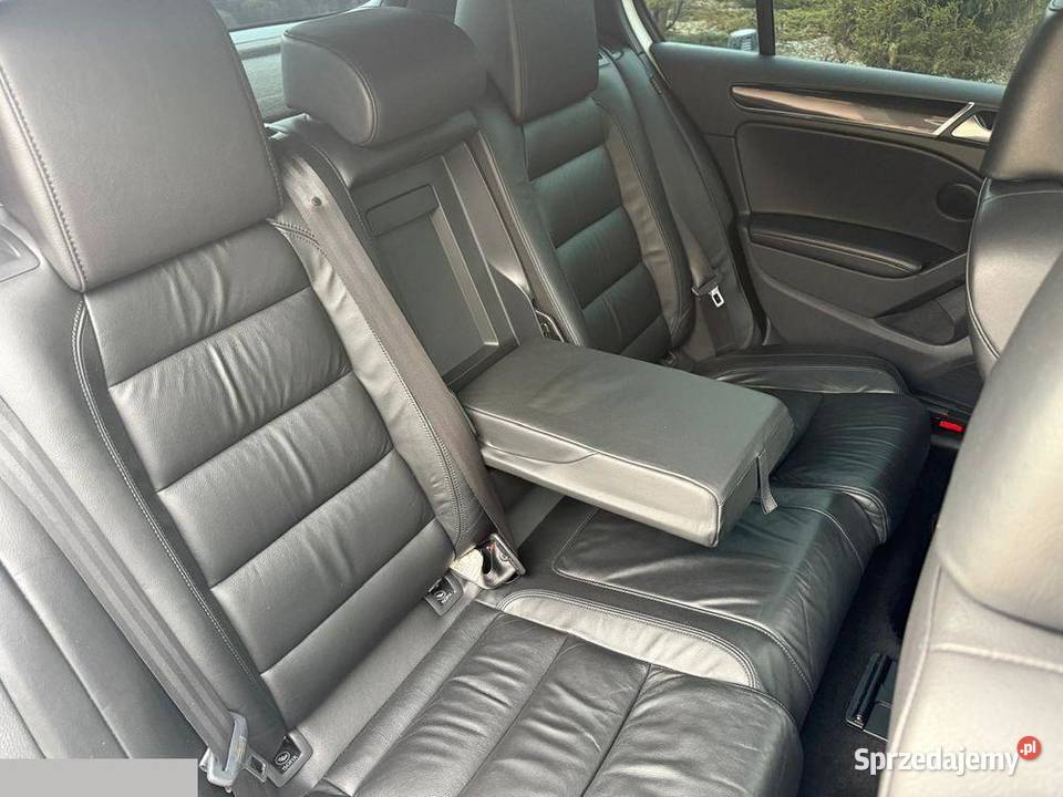 Volkswagen Golf VI 20 GTI 210 2010r