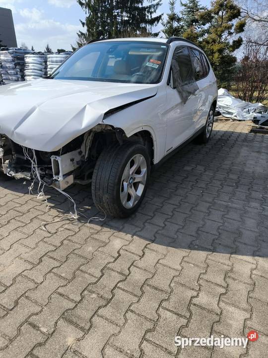 Sprzedam BMW X1 E84 2 litry benzyna Sdrive elektryczne lusterka wielkopolskie Robakowo