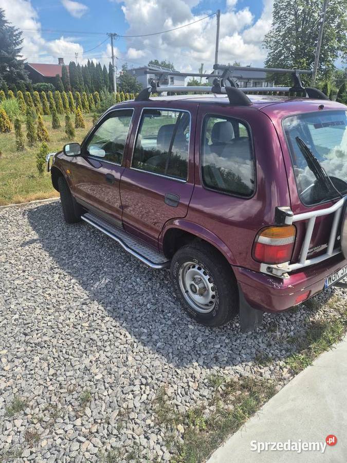 Samochód terenowy Kia Sportage 20 benzyna 4x4 sprzedam