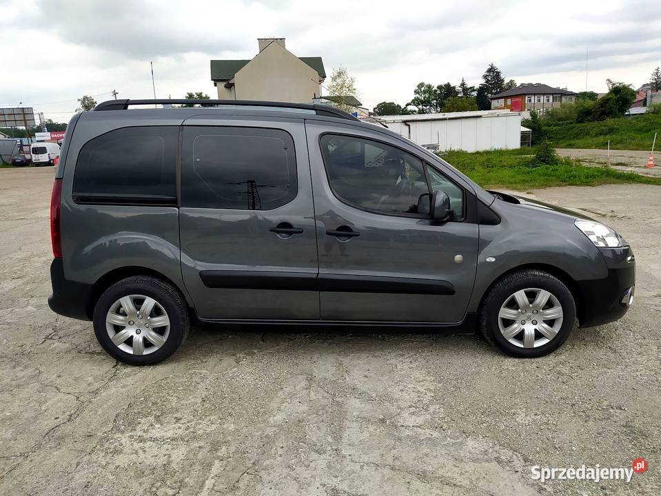 Peugeot Partner Tepee Lift 16Hdi 2014r Ledy Navi Rok produkcji 2014 Jasło