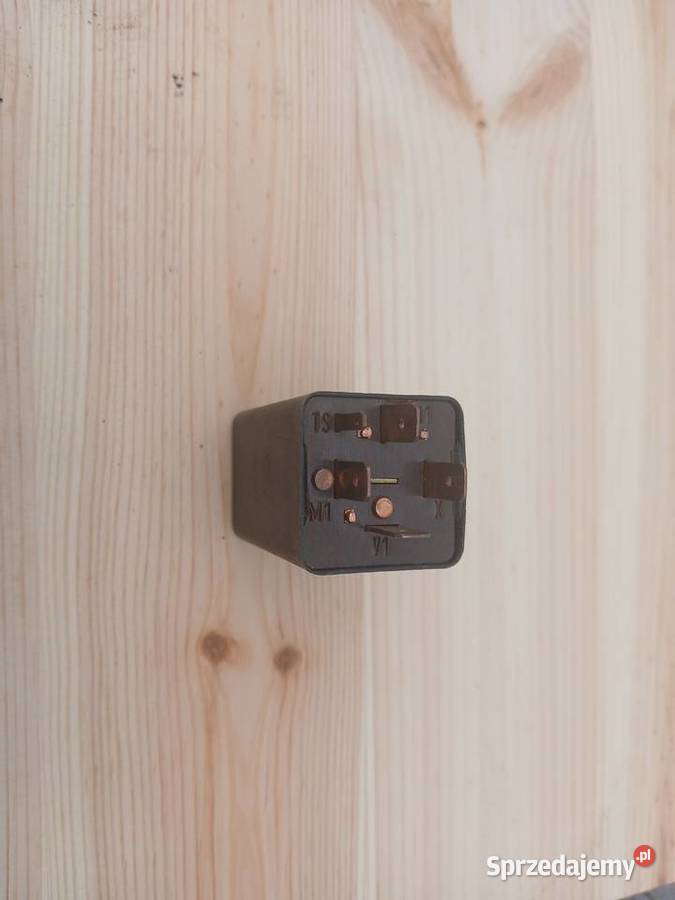 Przekaźnik 94461510501 Porsche 944 lift Rok produkcji 1985 Radłów